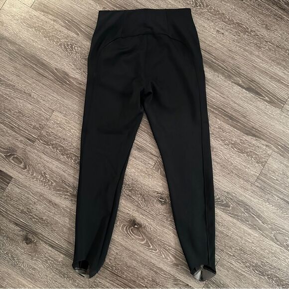 Athleta Butte Peak Snow Ski Pants Stirrup Softshell Black - Picture 7 of 7
